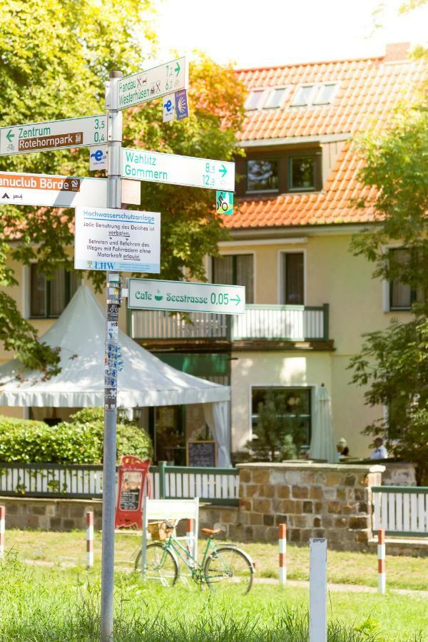Cafe'Seestrasse Magdeburg Exterior foto